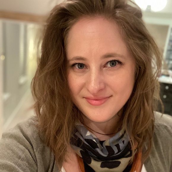 Meet your Posher, Megan - Picture 5 of 8